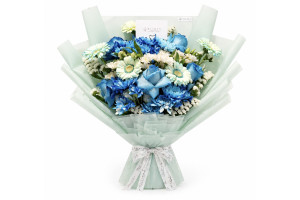 Azure petal bouquet