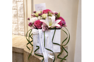 Handbag bouquet