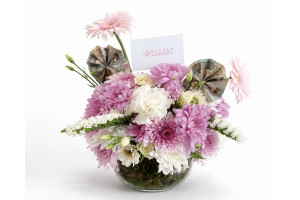 Blush garden vase